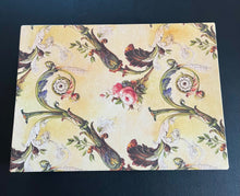 Lade das Bild in den Galerie-Viewer, Hemdbox "Ornamente"