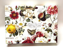 Lade das Bild in den Galerie-Viewer, Hemdbox "Roses"