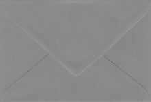 Lade das Bild in den Galerie-Viewer, Klappkarte In stillem Gedenken, inkl. Couvert

