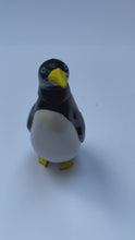 Laden und Abspielen von Videos im Galerie-Viewer, Wackelfigur Pinguin
